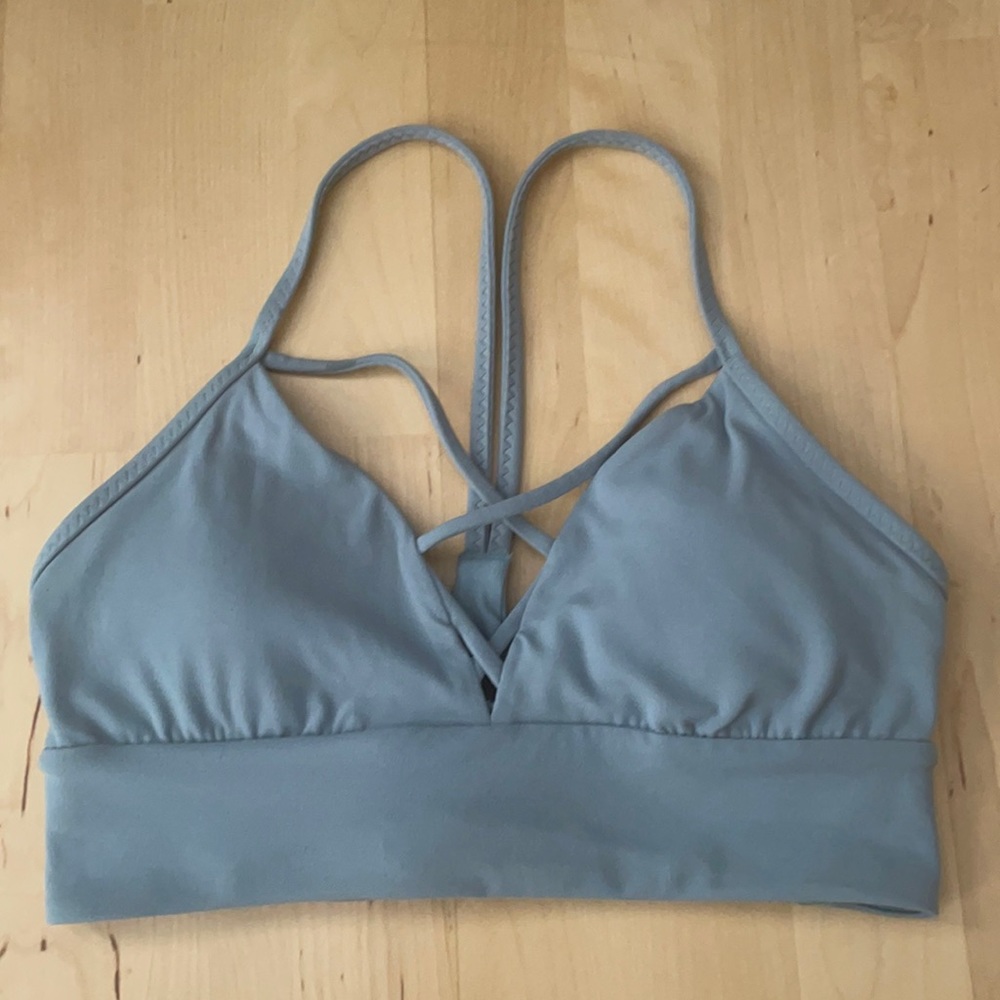 Strappy Lululemon Sports Bra EUC Sz 8